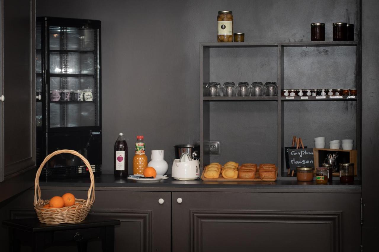Logis Hotel Tante Yvonne & Son Restaurant Semi-Gastronomique - Lyon Nord Quincieux Zewnętrze zdjęcie