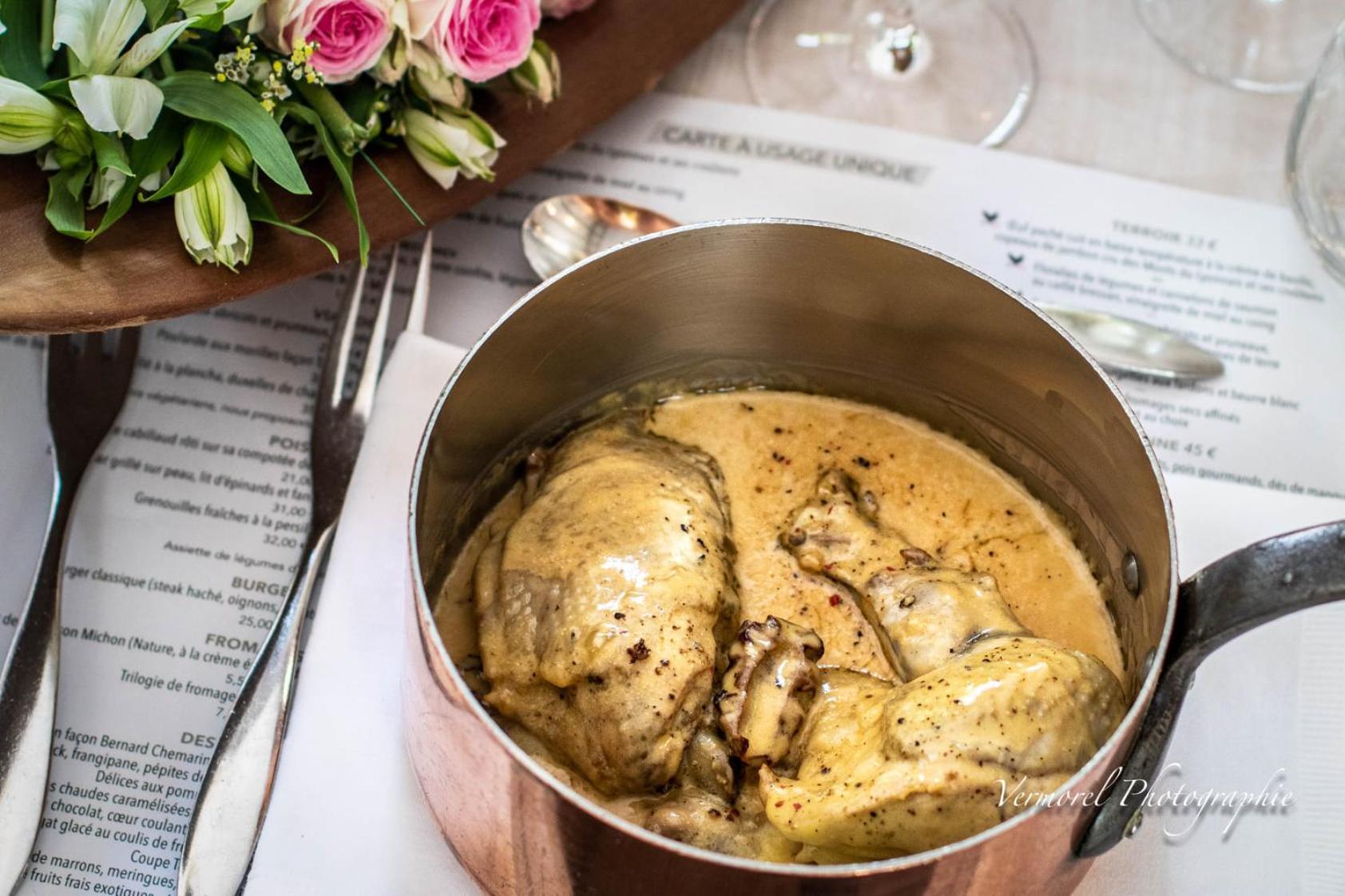 Logis Hotel Tante Yvonne & Son Restaurant Semi-Gastronomique - Lyon Nord Quincieux Zewnętrze zdjęcie