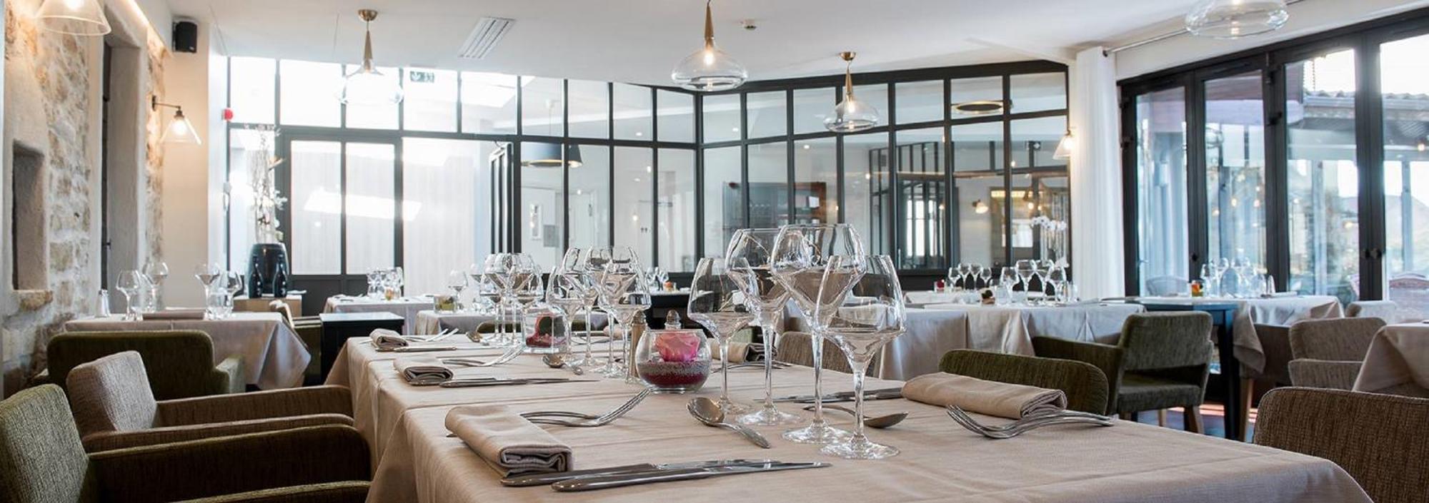 Logis Hotel Tante Yvonne & Son Restaurant Semi-Gastronomique - Lyon Nord Quincieux Zewnętrze zdjęcie