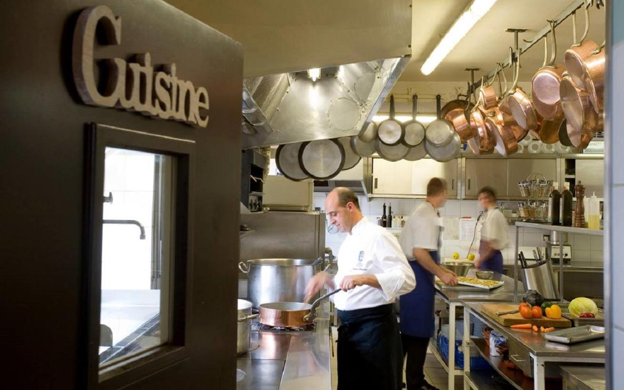 Logis Hotel Tante Yvonne & Son Restaurant Semi-Gastronomique - Lyon Nord Quincieux Zewnętrze zdjęcie